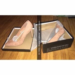 Blush colored suede heels